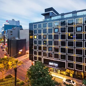 4* מלון Park By Radisson